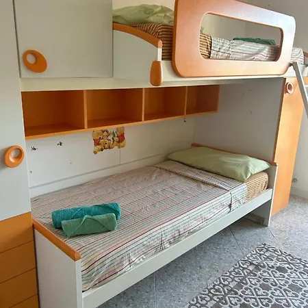 Homestay Durigon House Livorno